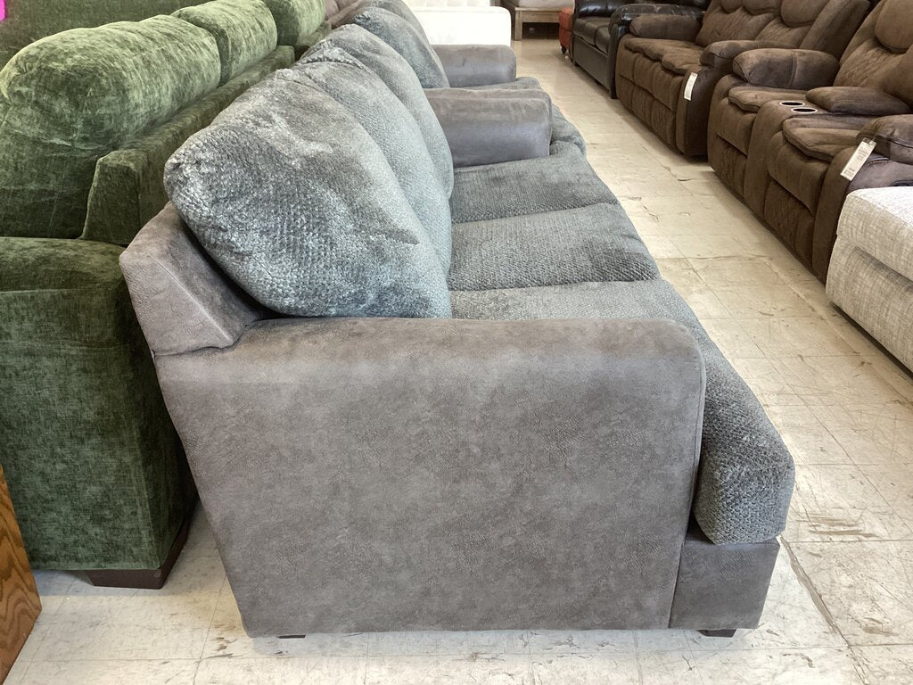 86378 Jackson Furniture Boulevard Sofa and Love (91/65x42x38)