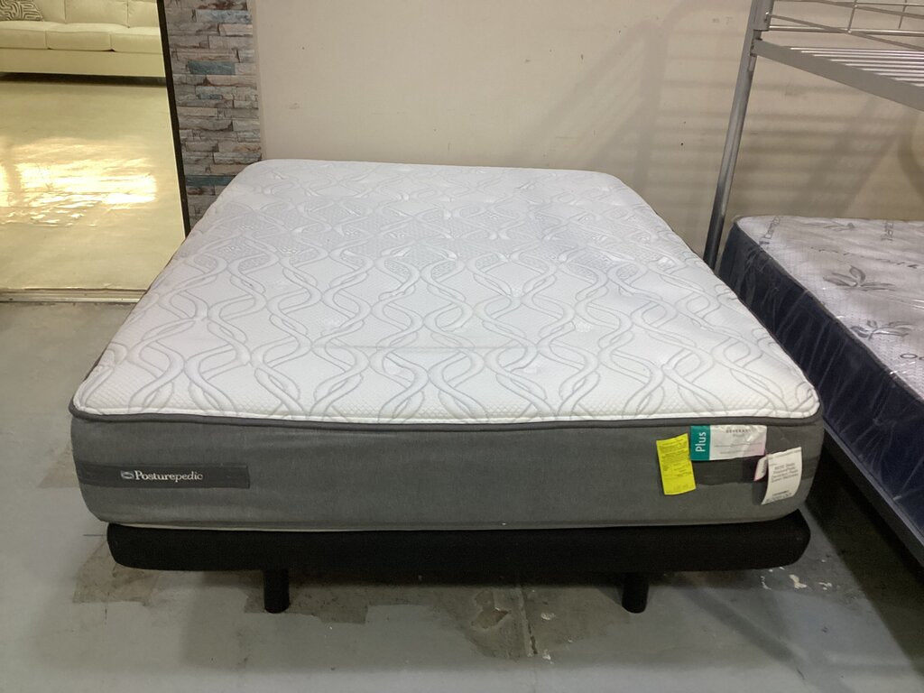 86310 - Sealy PosturePedic Deveraux Plush Queen Mattress