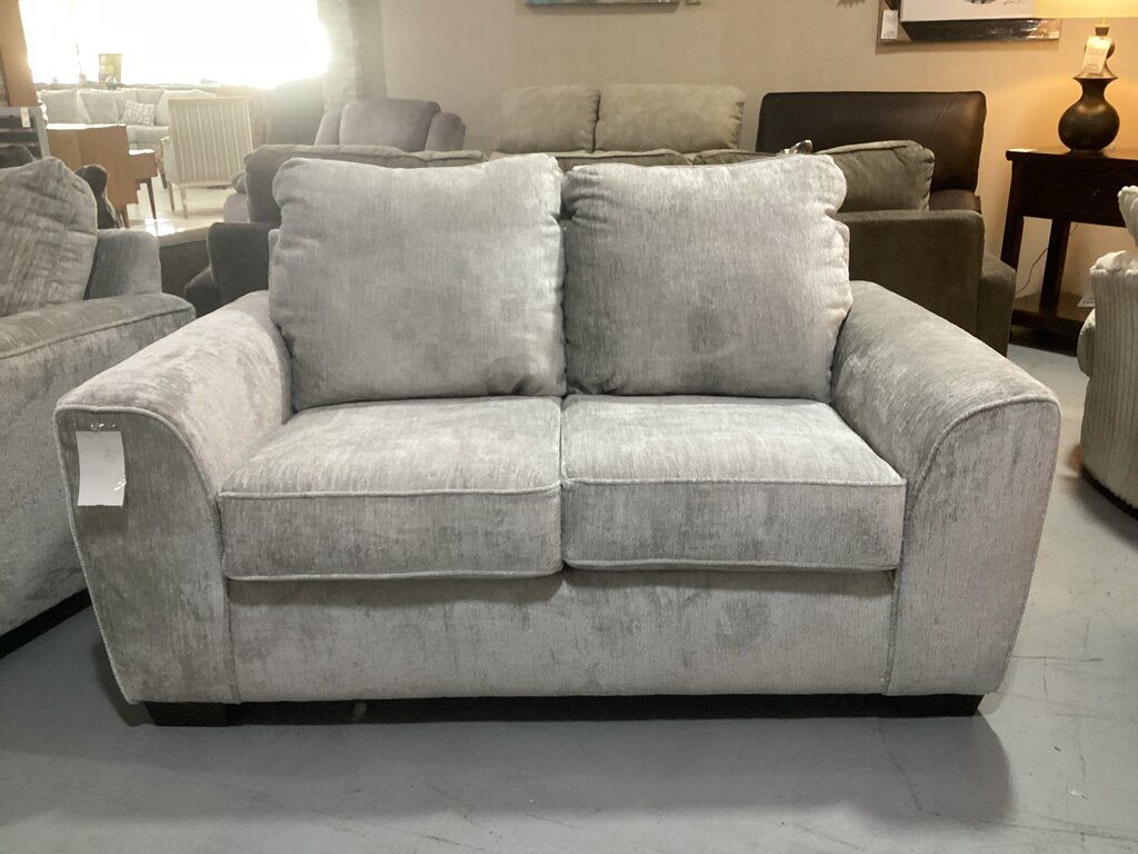 Ritz Gray NEW Loveseat (12502-5867)