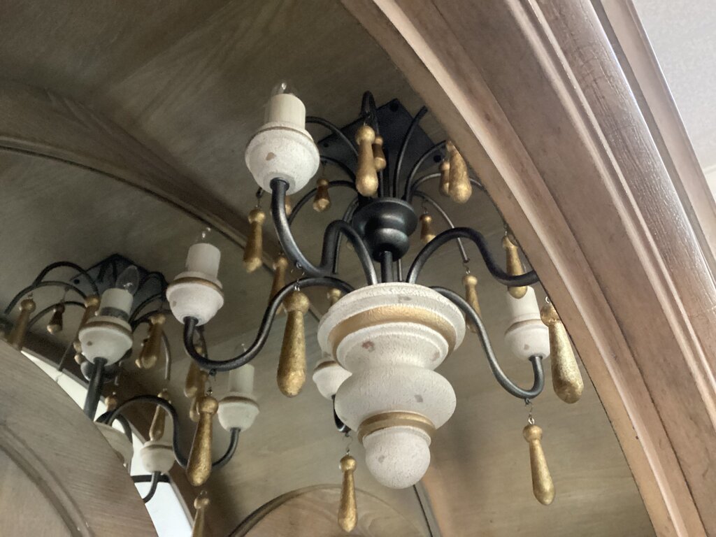 86385 A.R.T. Furniture Arch Salvage Gwynn Curio China