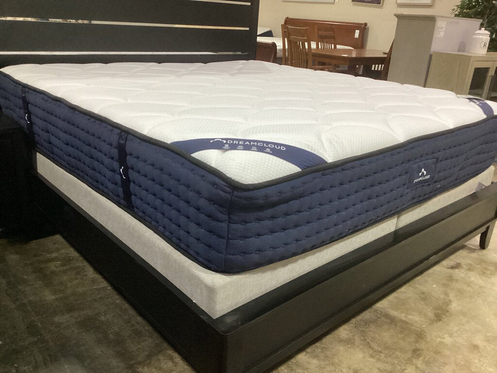 86407 - DreamCloud King Mattress