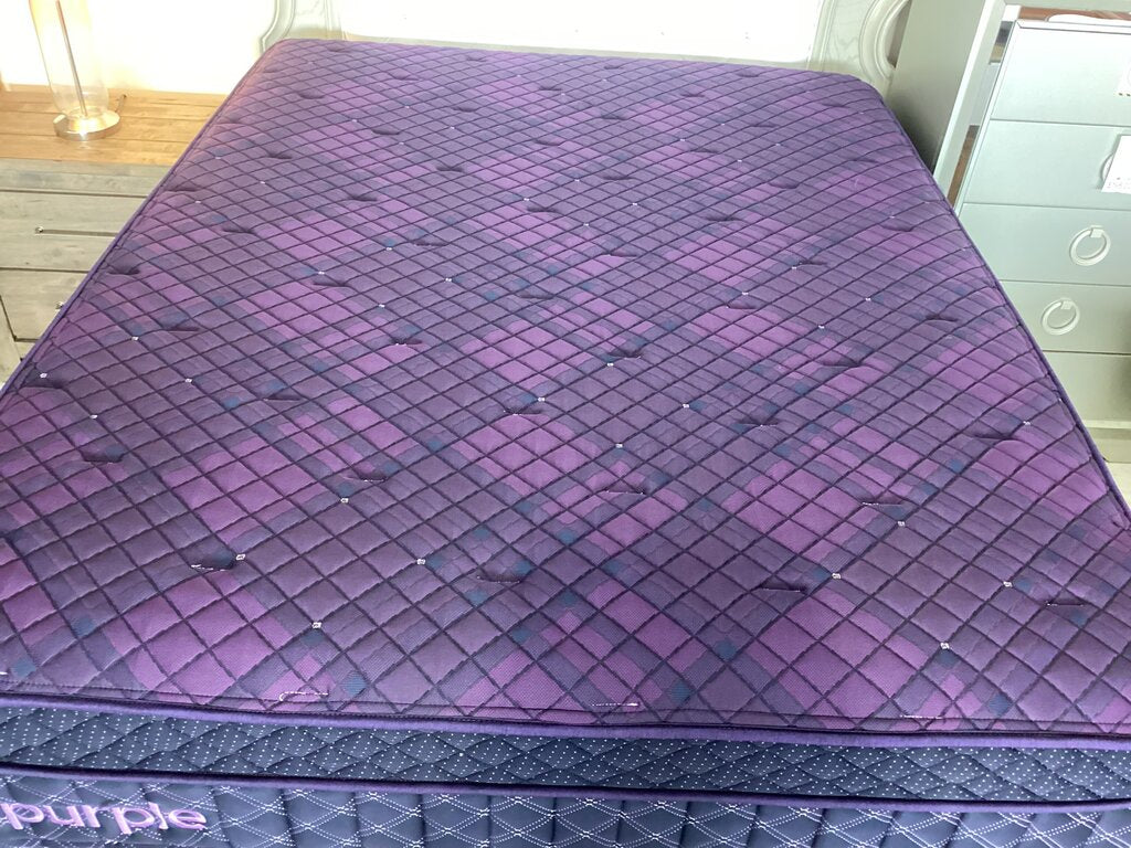 86413 Purple Rejuvenate Royale Queen 17in Luxury Mattress