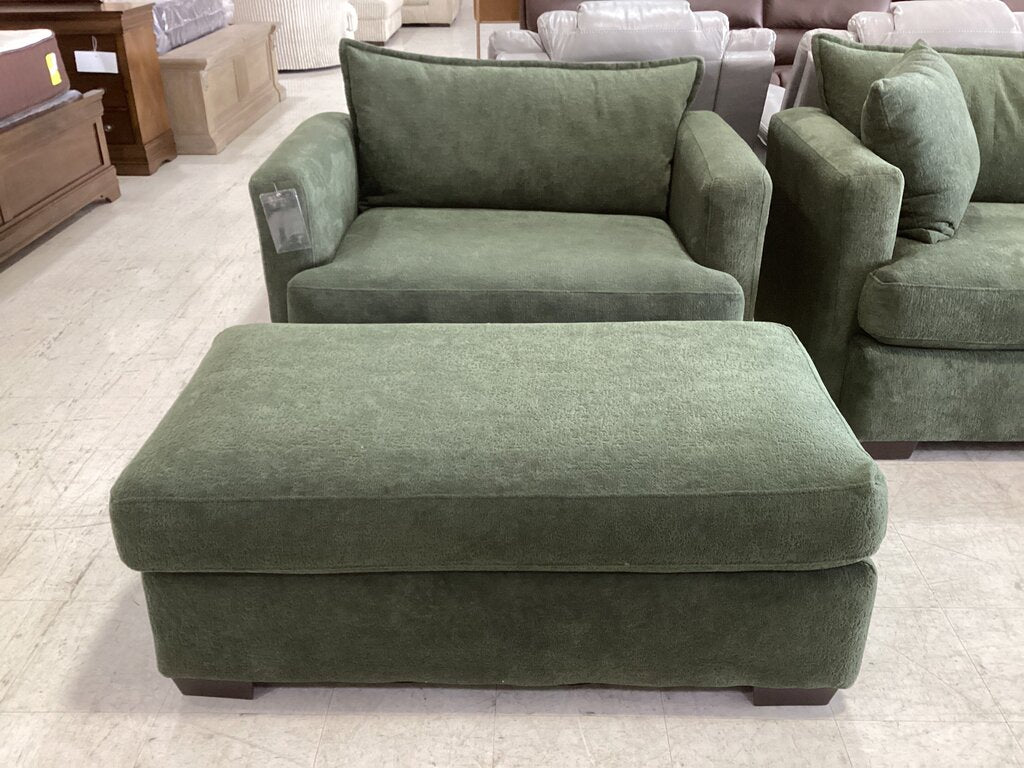 Patagonia Moss NEW Chair 1/2 with Ottoman 48x38x38, 26x49x19