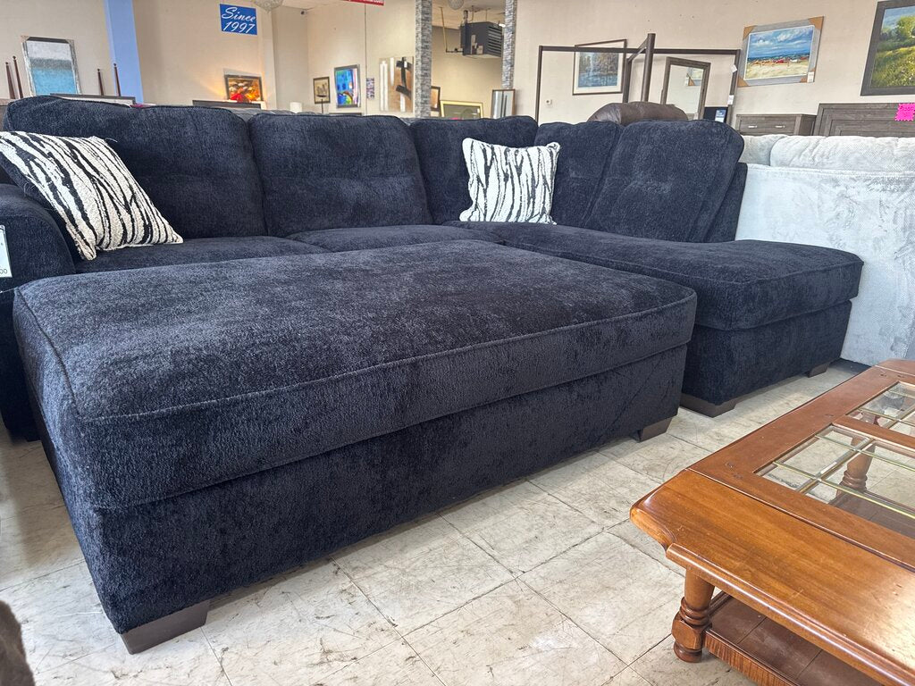 Torrey Black NEW Sectional & Ottoman