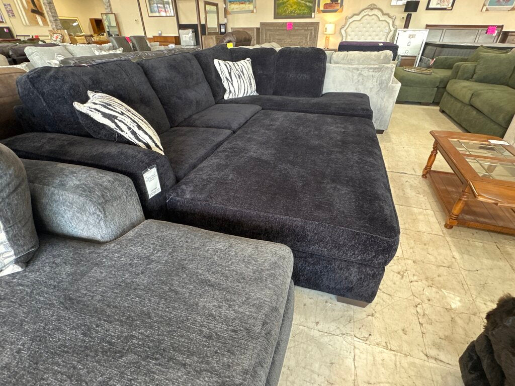 Torrey Black NEW Sectional & Ottoman
