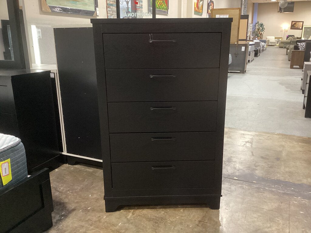 Trinidad Black NEW Chest 32x16x49 (172296)