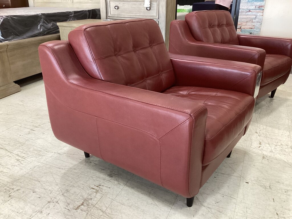 86451 - Centennial Leather Tufted Chair 38x37x34