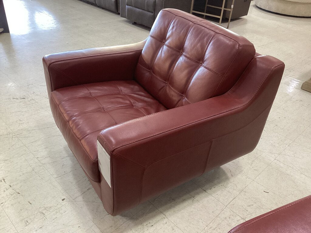 86451 - Centennial Leather Tufted Chair 38x37x34