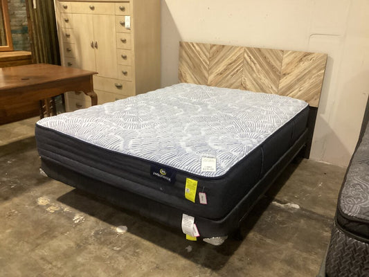 86477 - Ashley Queen Headboard w/Rails