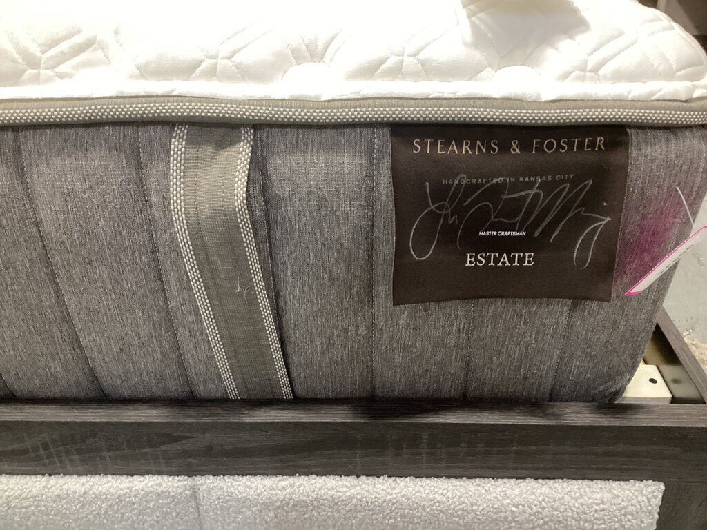 86432 Stearns & Foster Estate Queen Mattress
