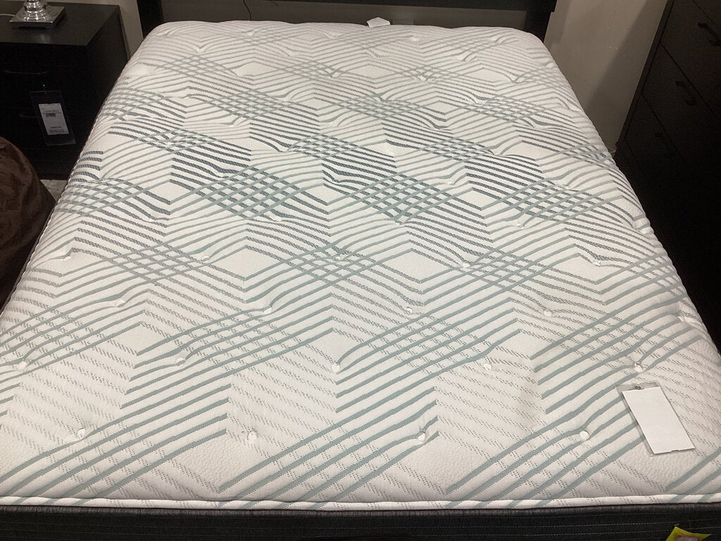 86444 - Queen BeautyRest Pressure Smart Mattress