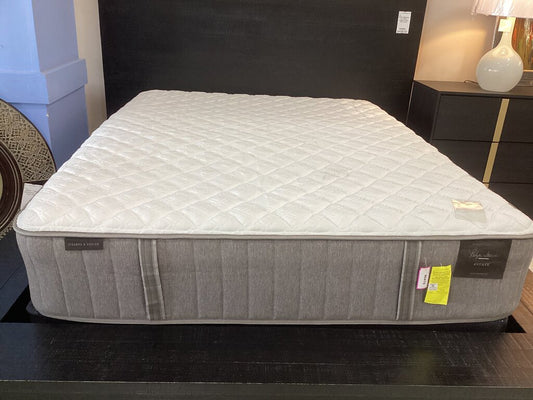 86419 - Stearns and Foster Estate Queen Mattress