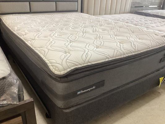 86458 - Sealy Posturepedic Deveraux Queen Mattress
