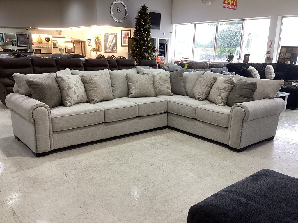 86495 Michael Nicholas So Enfield 2pc Sectional 136x104x38