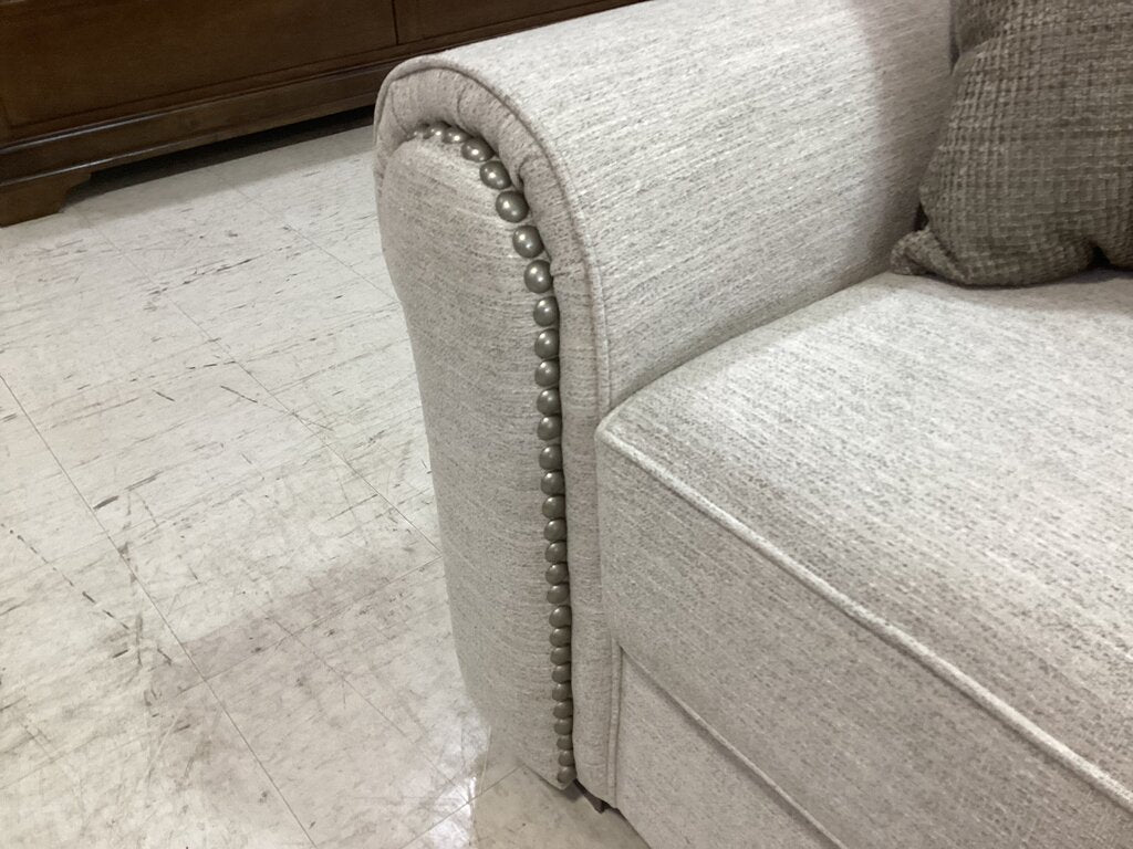 86495 Michael Nicholas So Enfield 2pc Sectional 136x104x38