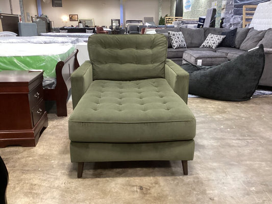 86496 - Ashley Reveon Lakes Chaise 43x64x38