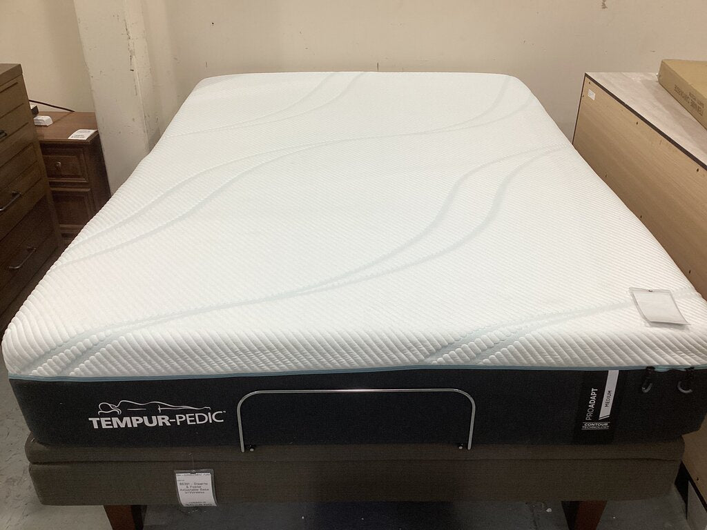 86506 Tempur-Pedic Pro Adapt Medium Contour Tech Queen Mattress