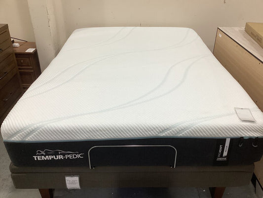 86506 Tempur-Pedic Pro Adapt Medium Contour Tech Queen Mattress
