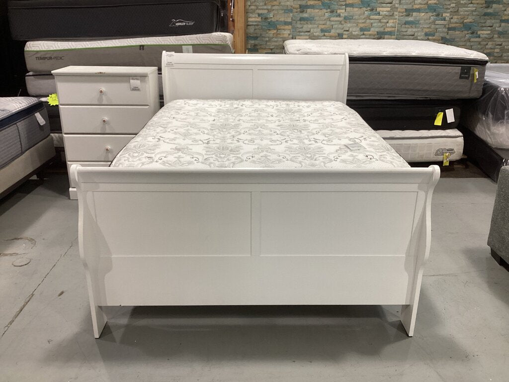 86513 White Queen Sleigh Bed Frame 63x91x47
