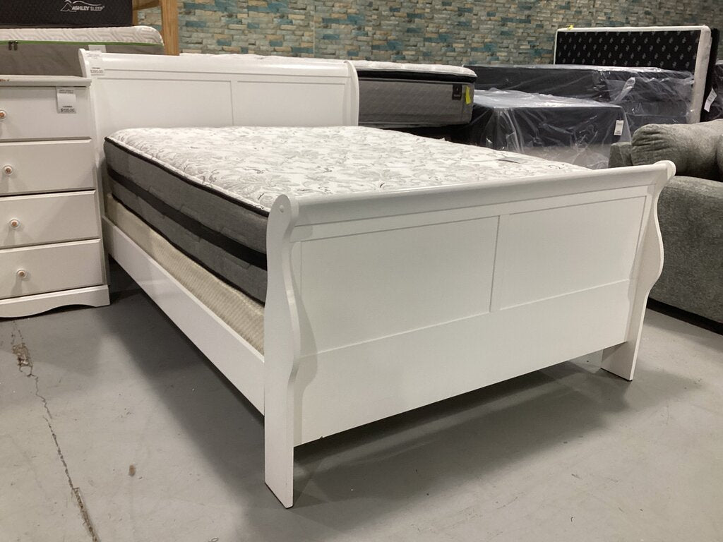 86513 White Queen Sleigh Bed Frame 63x91x47