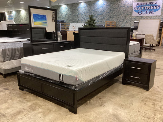 Danabrin NEW Queen 4pc Bedroom Group (63x84x53)(58x17x36-75)(24x17x24)