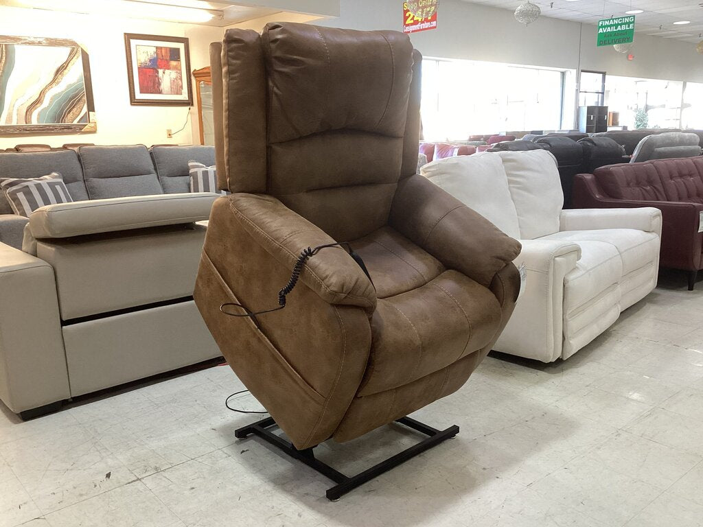 86521 Ashley Yandel Power Lift Recliner