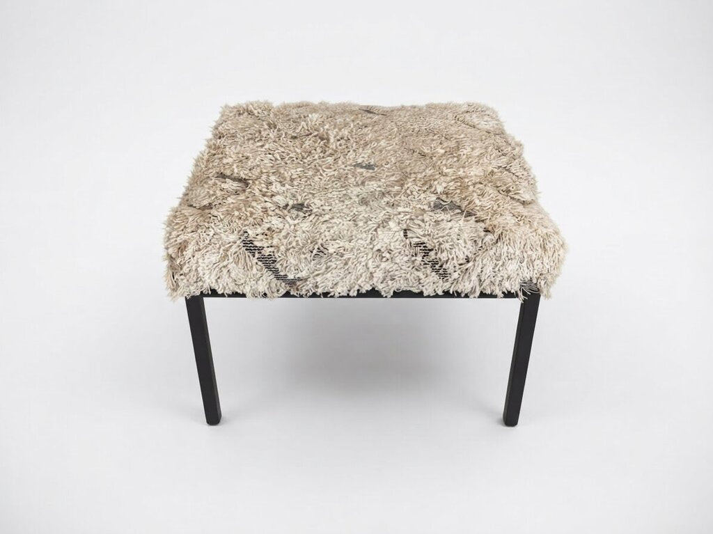 86519 Moroccan-Style Shag Accent Bench 25x25x18