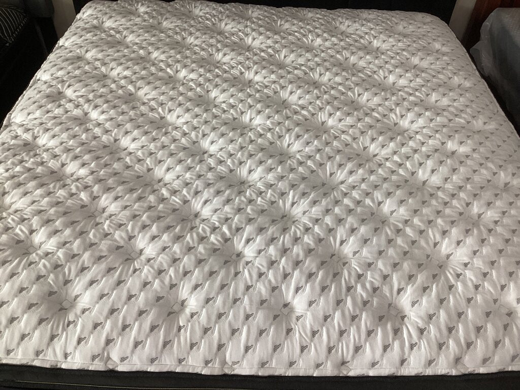 86530 Spring Air Michelle Hybrid King Mattress