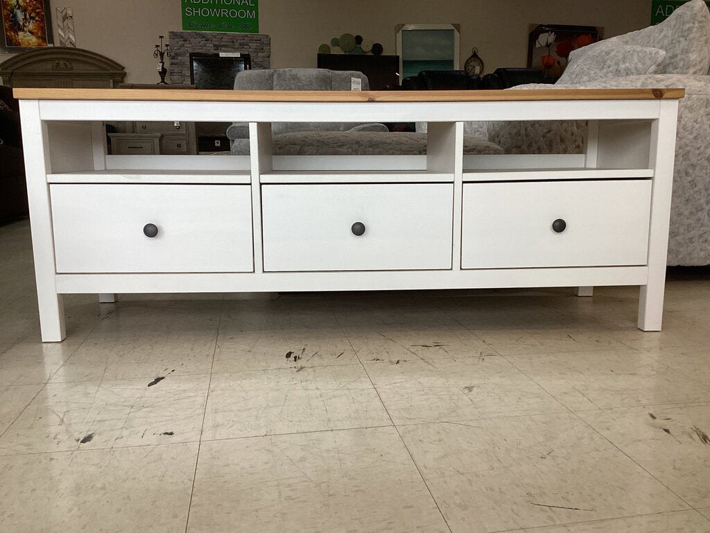 86528 Hemnes TV Stand 58x18x23
