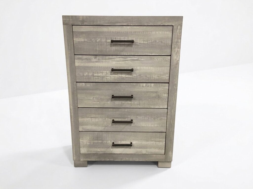 Foundry NEW Chest 32x17x47