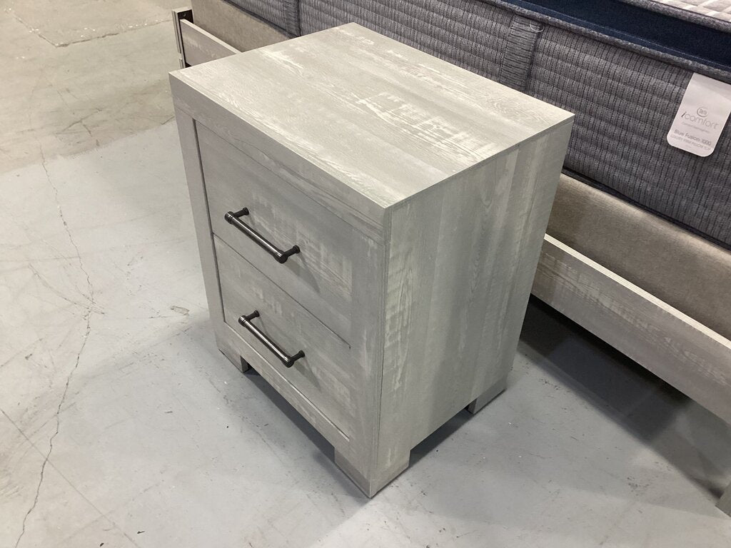 Foundry NEW Nightstand 22x17x27