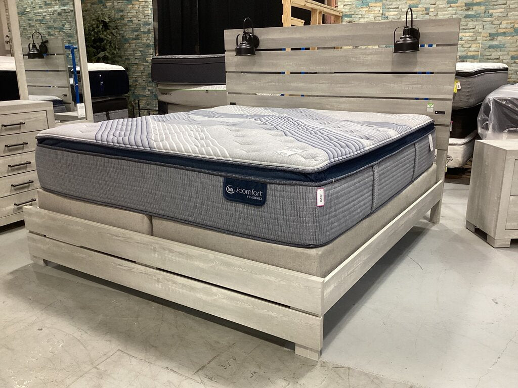 Foundry NEW King Size Bed Frame w/Lamps 79x84x59