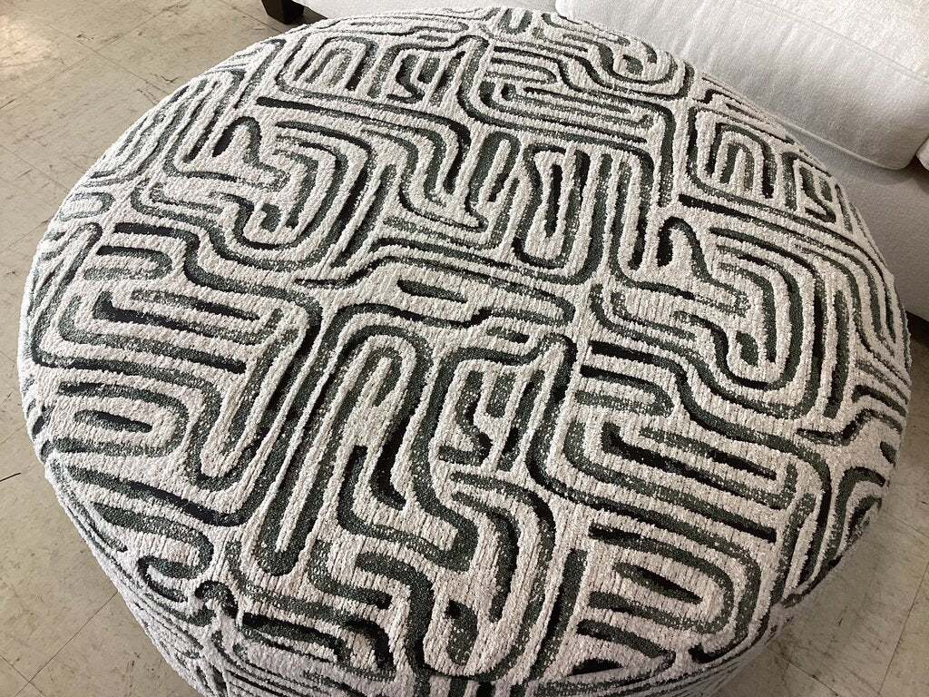 Braves Cream NEW Sofa w/Ottoman