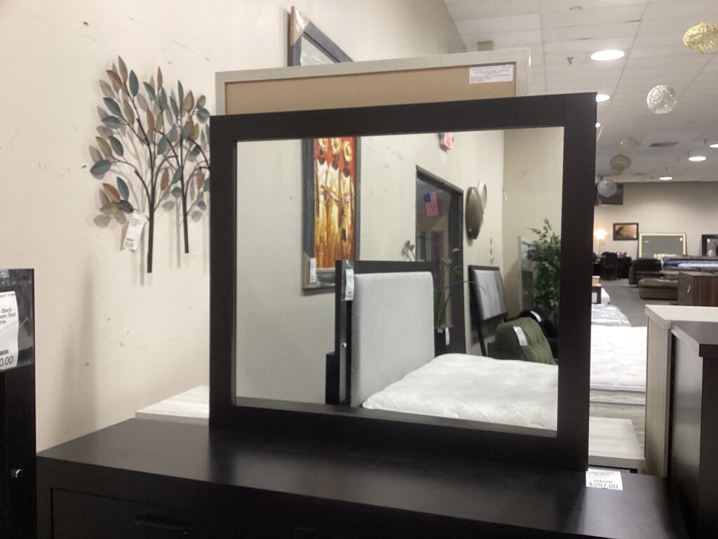 Trinidad Black NEW Mirror (172295)