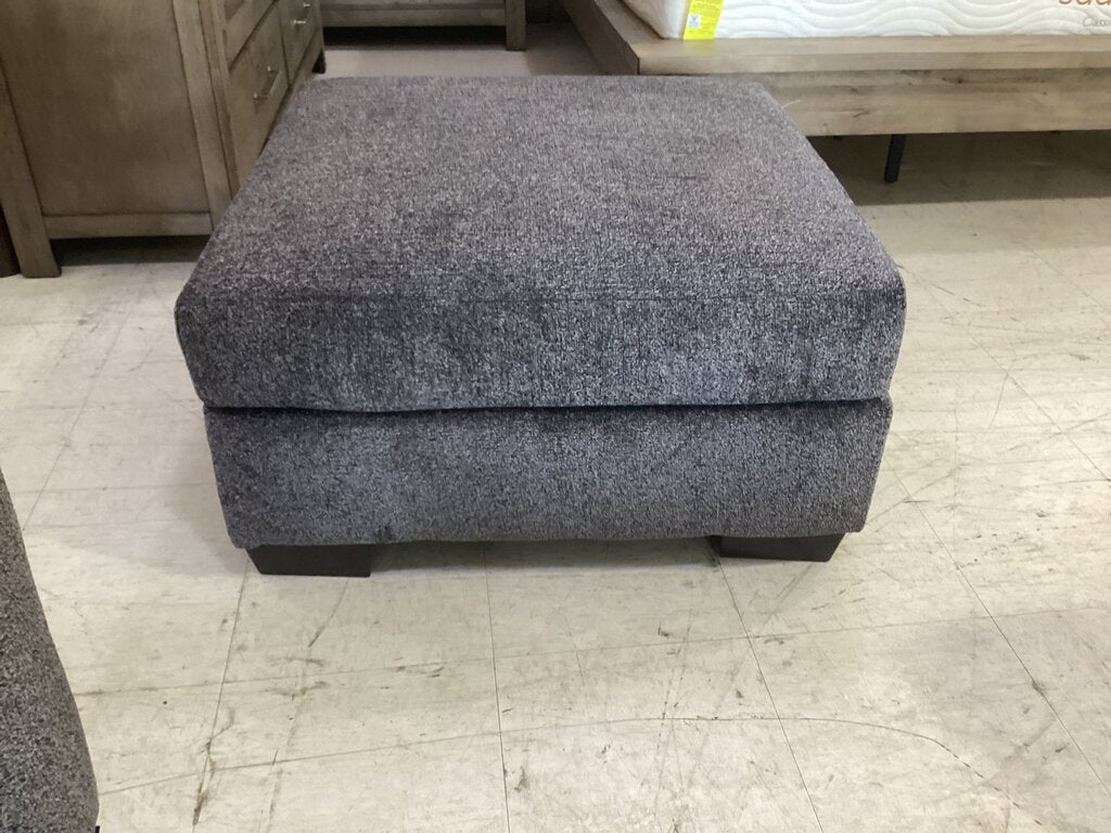 Nova Graphite NEW Ottoman 31x31x16 (4105)
