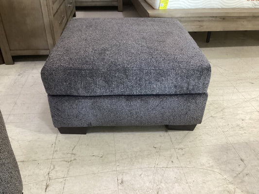 Nova Graphite NEW Ottoman 31x31x16 (4105)