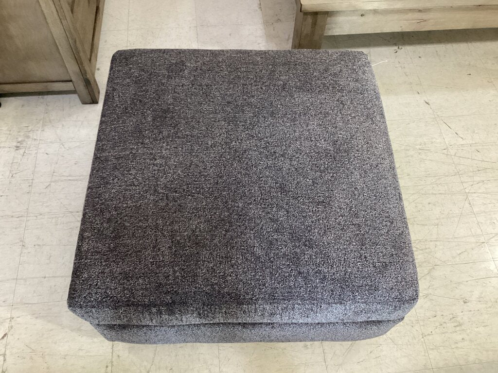 Nova Graphite NEW Ottoman 31x31x16 (4105)