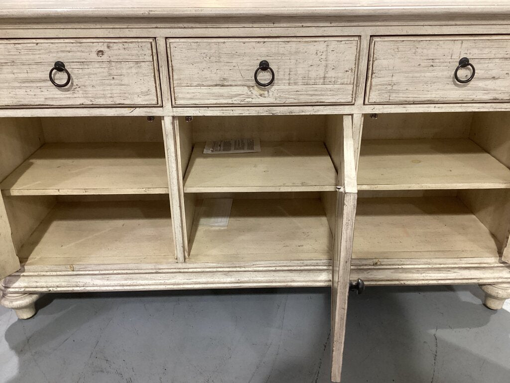86542 - Kincaid Weatherford Buffet 64x18x37