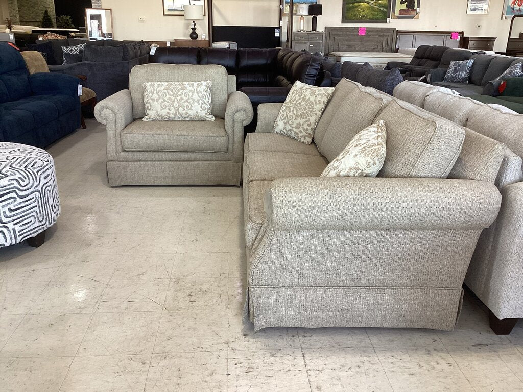 86632 - Mayo Rolled Arm Sofa (92x38x33) & Chair (49x38x33)