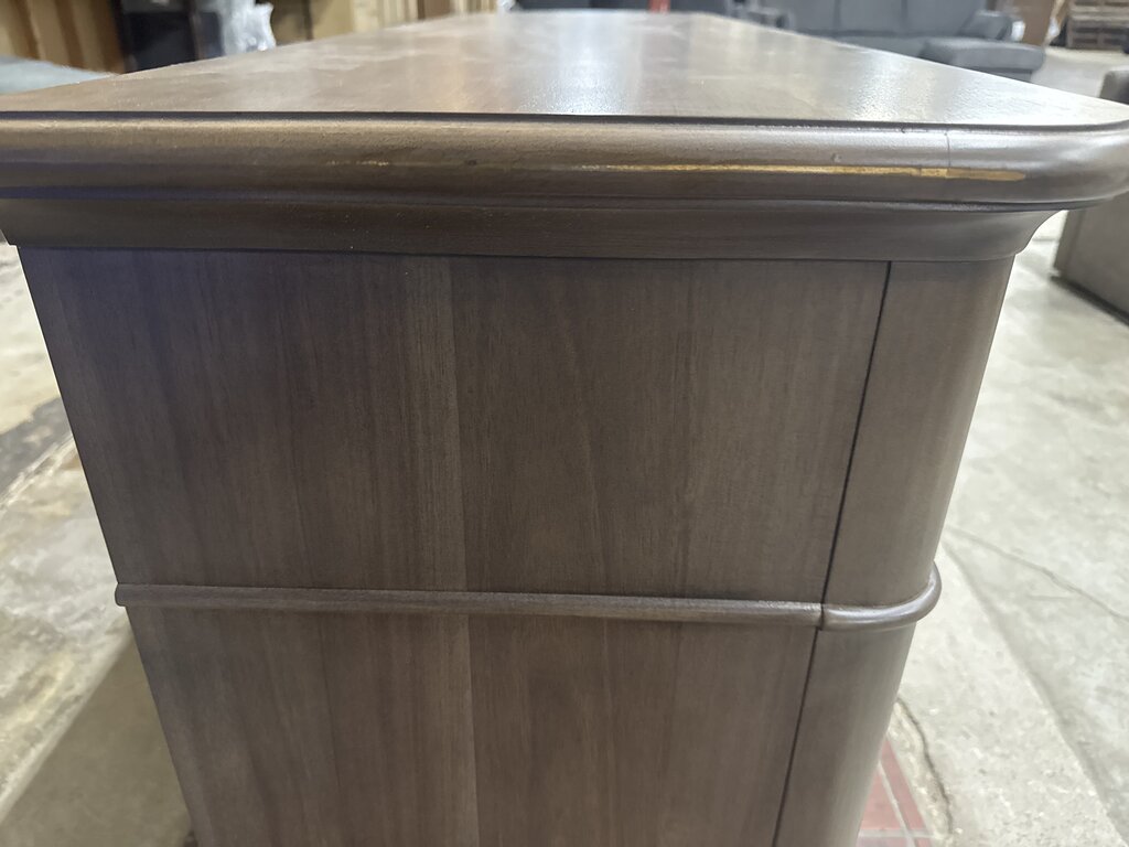 86622 - Seven Drawer Dresser 64x18x32