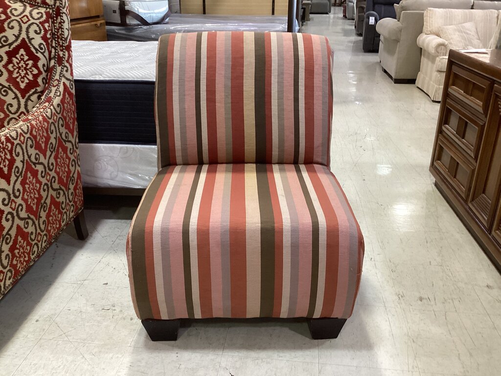 86584 - Striped Slipper Chair 27x27x34