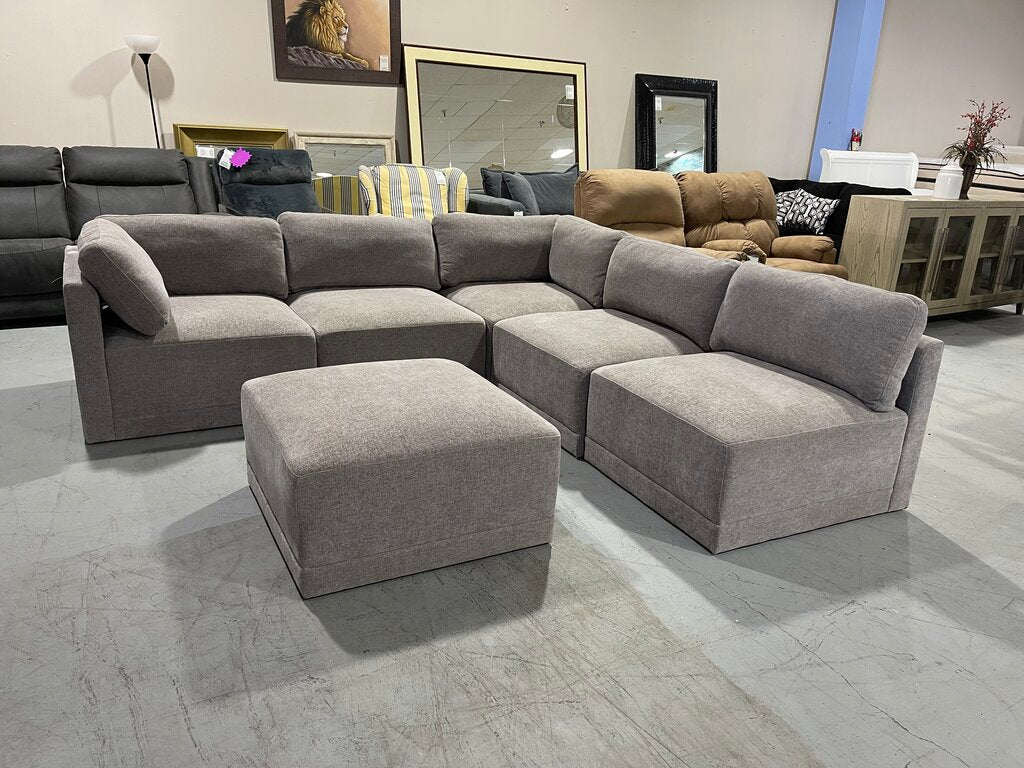 86626 - Modular 6pc Gray Waterfall Seat Sectional 70x140x34h