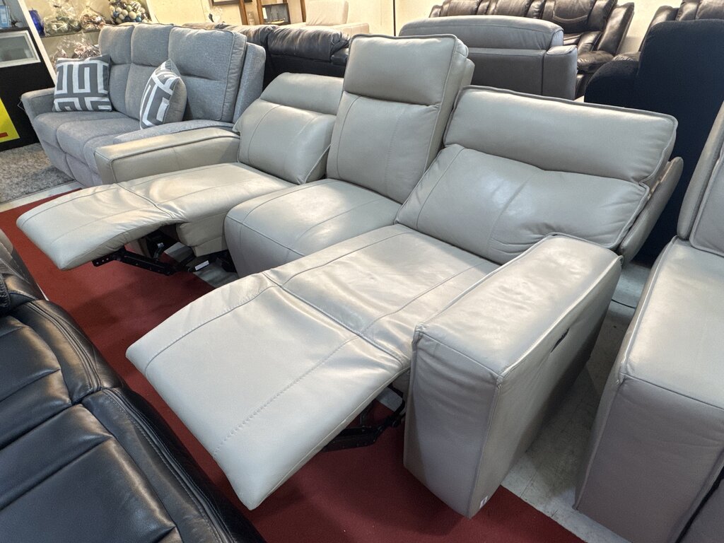 86601 - Greige Top Grain Leather Power Sofa