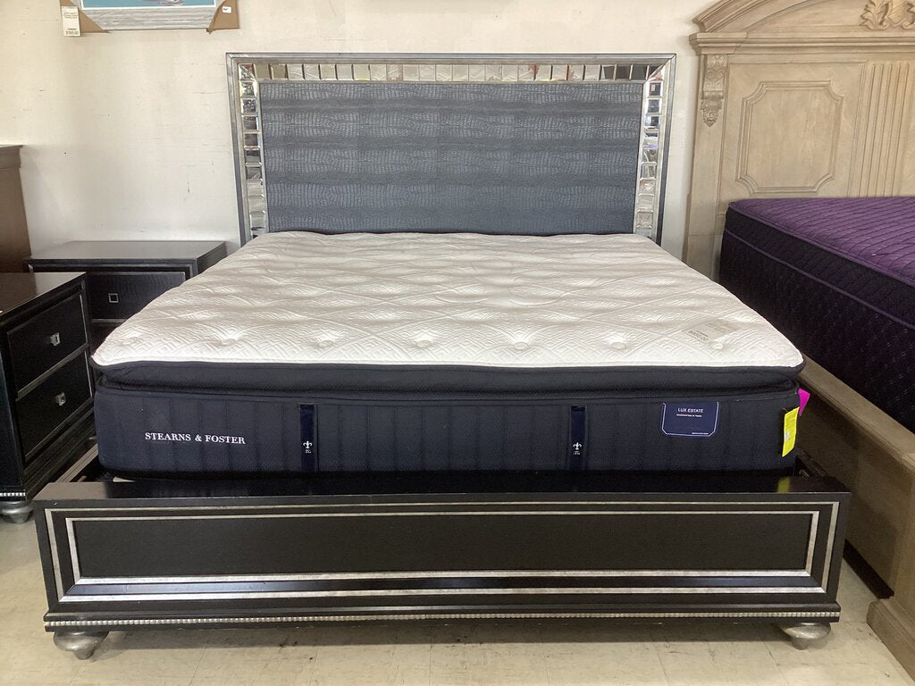 86630 Wynnwood King Bed Frame
