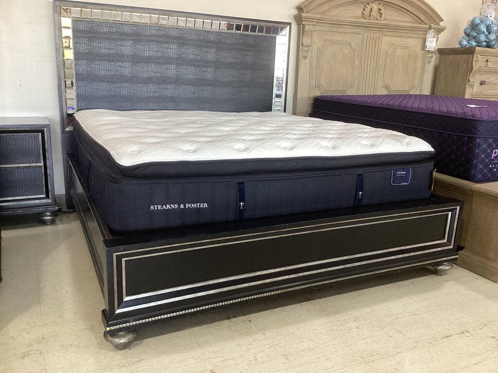 86630 Wynnwood King Bed Frame