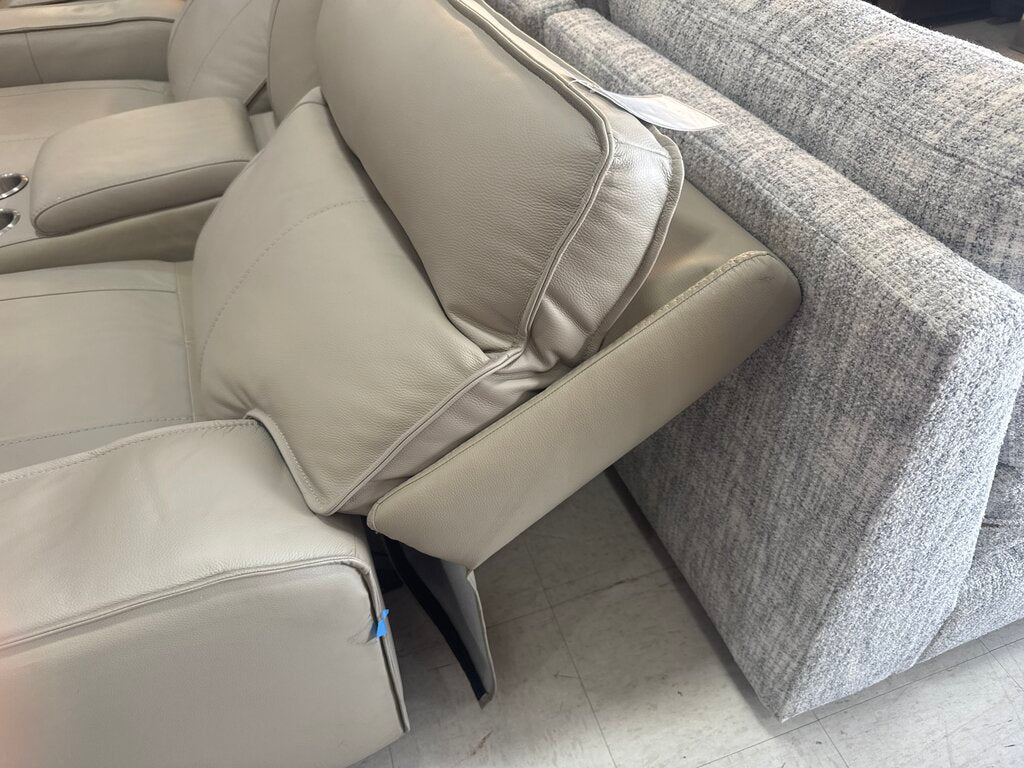 86602 - Greige Top Grain Leather Power Loveseat