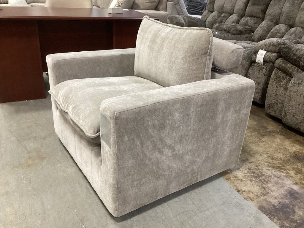 86624 - Gray Swivel Accent Chair w/Adjustable Headrest 36x38x34
