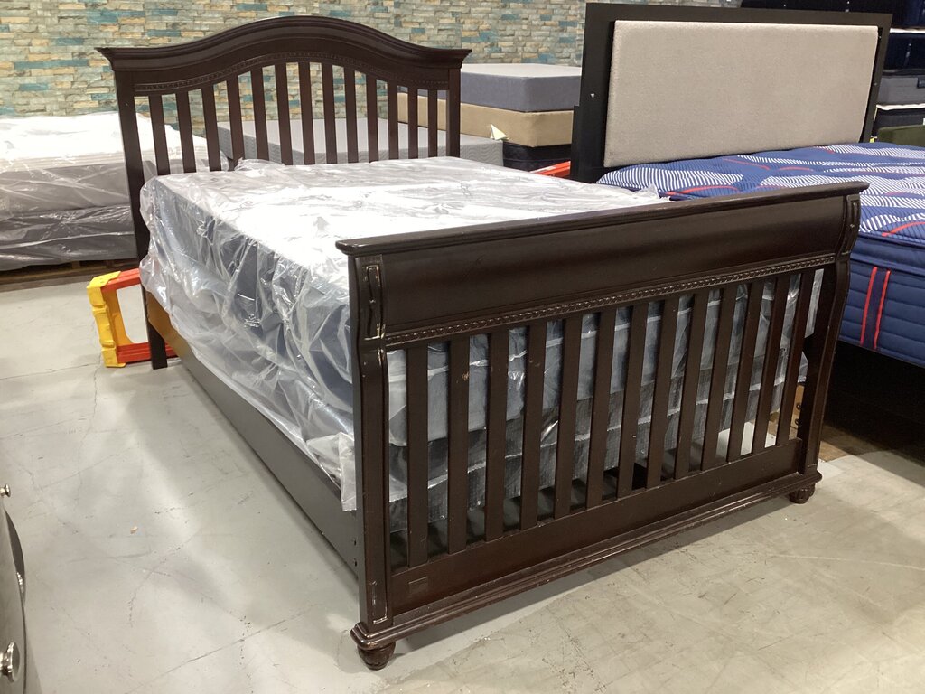 86581 Studio Full Size Bed Frame 57x80x52