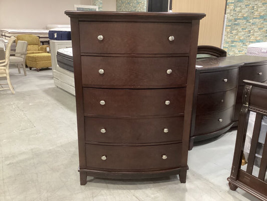 86577 Studio 5 Drawer Chest 38x21x54