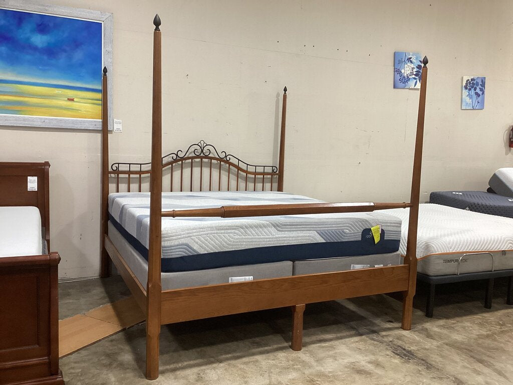 86576 Keller Furniture King Post Bed 80x87x82